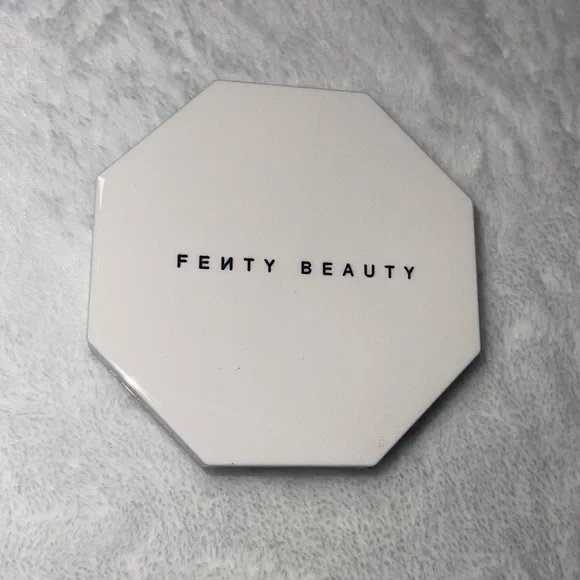 Fenty Beauty Highlighter sandcastle / Mint’d mojito - Picture 5 of 7